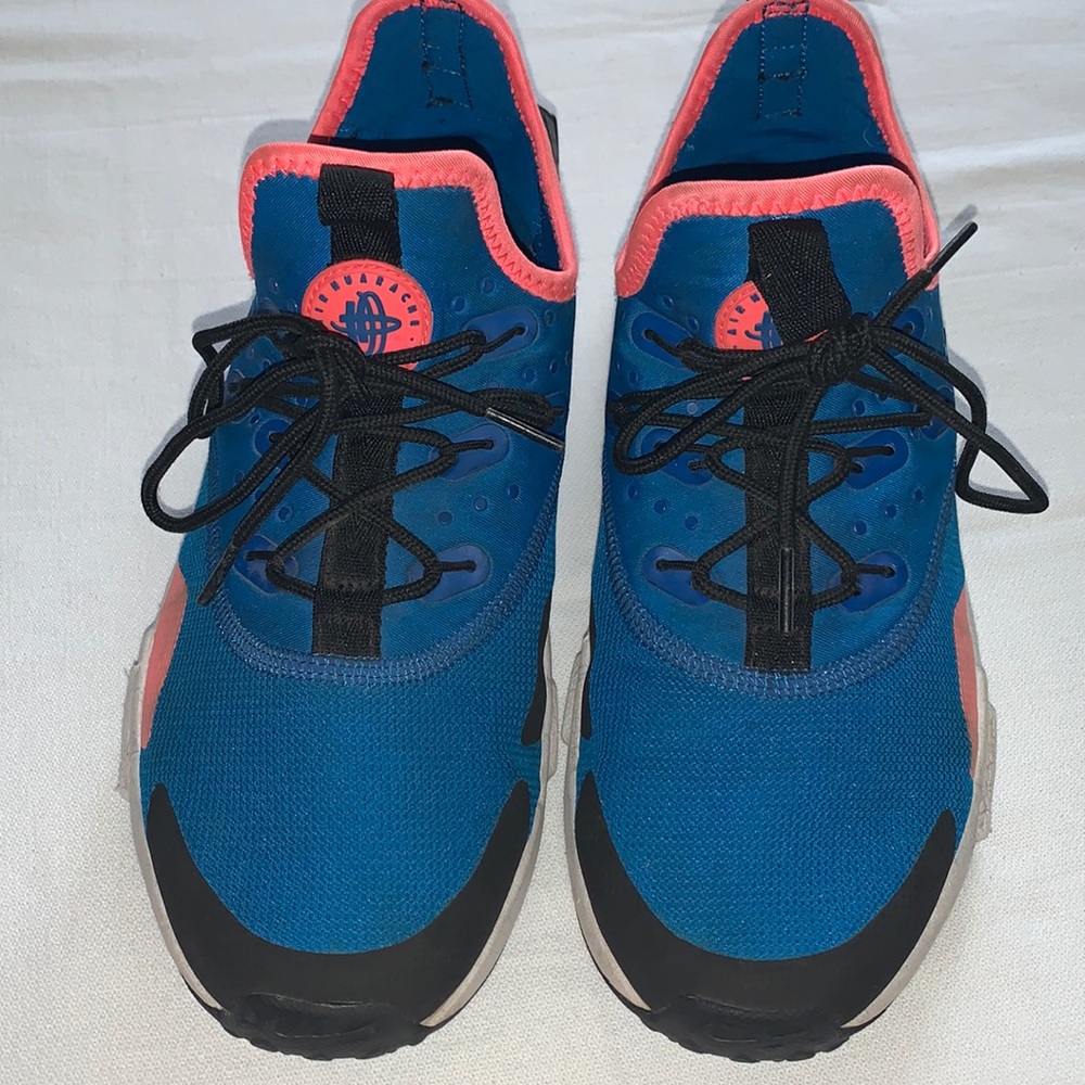 Air huarache by Nike